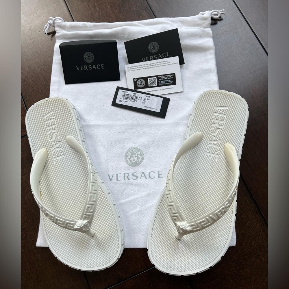 Versace Cream/White Medusa Greek Key Thong Sandals